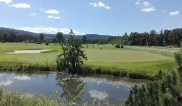 Golfové hřiště